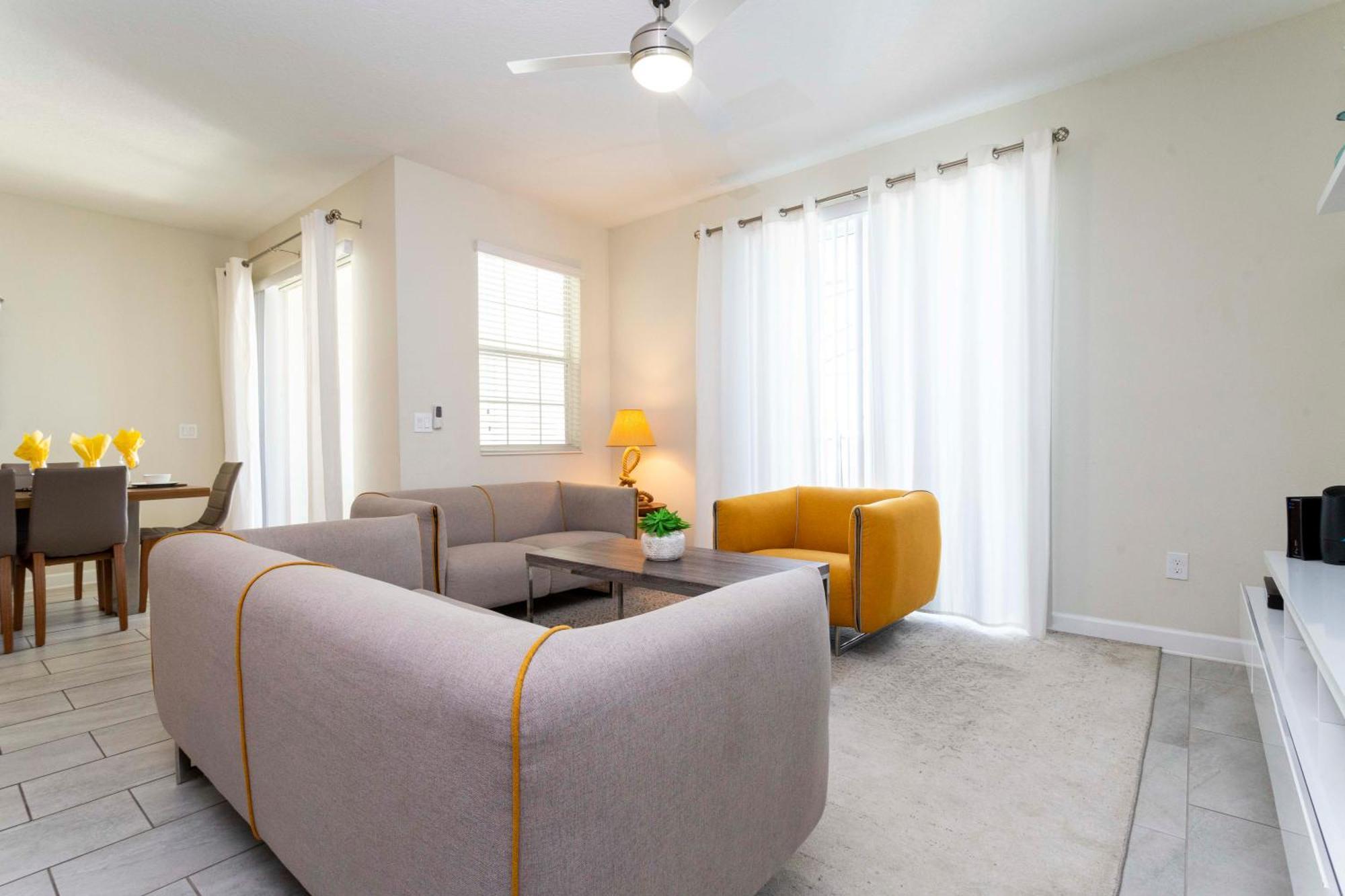 Four Bedrooms Townhome 4861 基西米 外观 照片